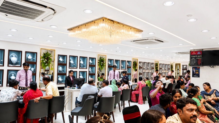 Kalyan Jewellers store interior